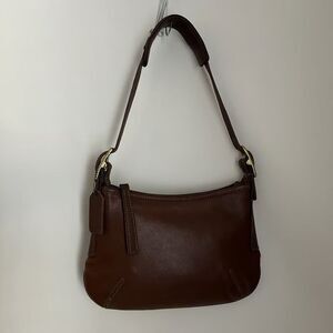 Coach Vintage 9033 Legacy Small Hobo Shoulder Bag Brown Glove Tanned Leather